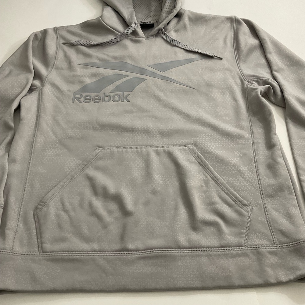 Reebok Men’s light grey hoodie Size Small